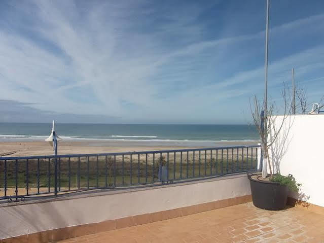 Apartahotel Playa Conil Конил-де-ла-Фронтера Екстериор снимка